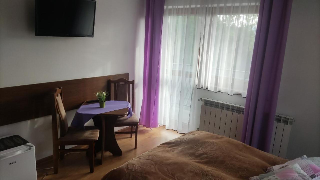 Gospodarstwo Agroturystyczne Bustrycki Poronin Exteriör bild
